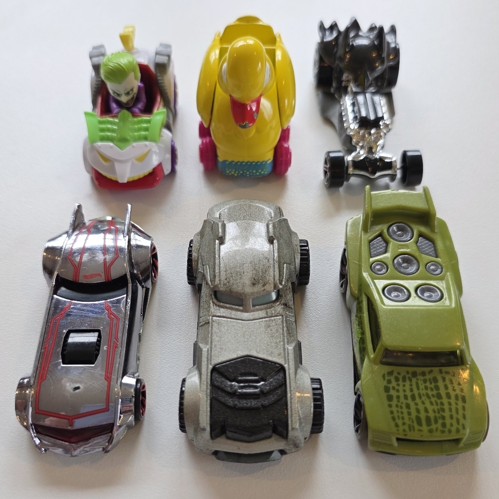 Batman Hot Wheels DC Comics Batman Set Of 6 Vehicles